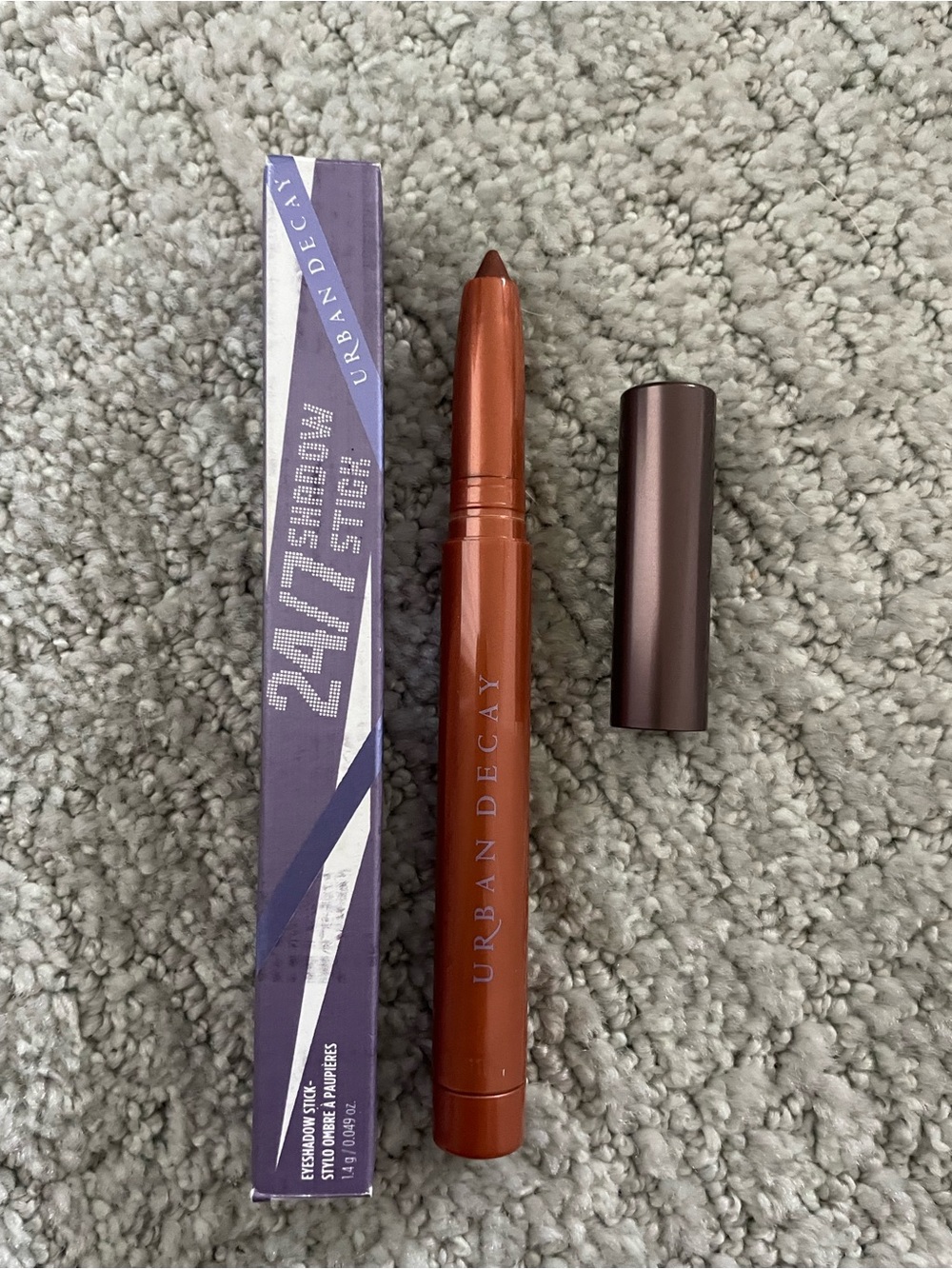 Urban Decay Lip Pencil - Hard Fall (Warm Copper Brown)
